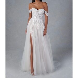 Elegant White Wedding Dress